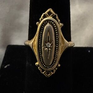 Vintage Avon Gold Women's Ring 1970. Size 8